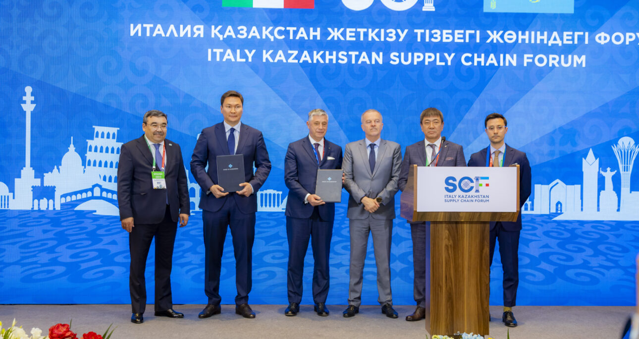 Firma del Memorandum Kazakh Invest–AGRIQA–TRAMITE